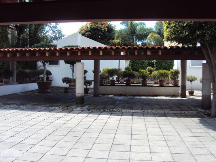 Home in Metric Way