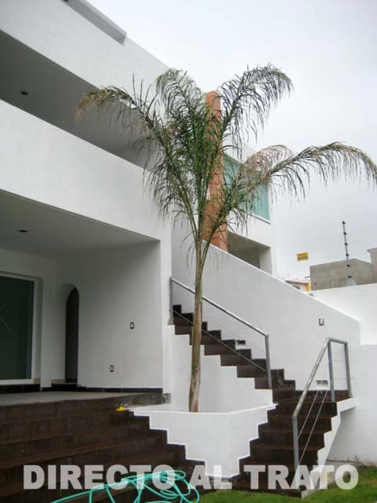 Home in Metric Way