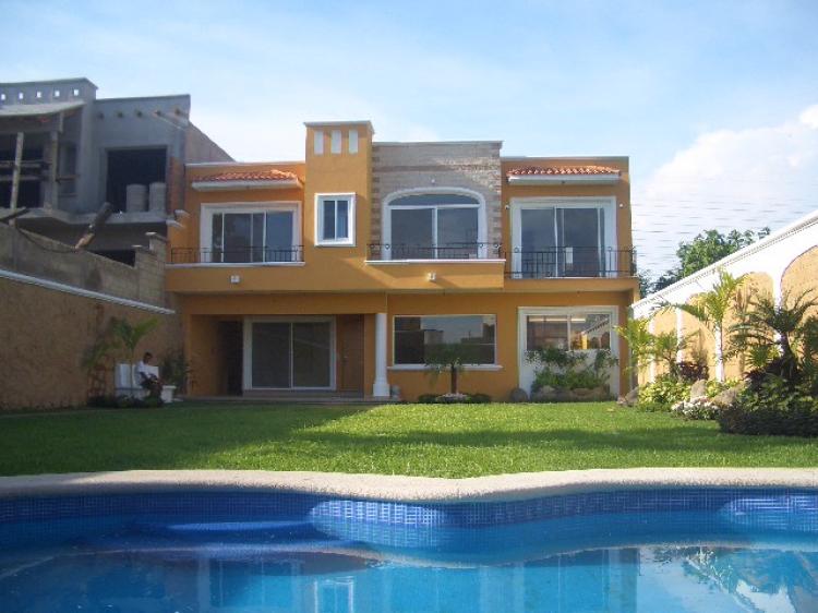 Foto Casa en Venta en Burgos Bugambilias, Cuernavaca, Morelos - $ 3.600.000 - CAV26092 - BienesOnLine