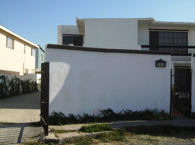 Foto Casa en Venta en Valle Dorado, Ensenada, Baja California - U$D 170.000 - CAV27879 - BienesOnLine