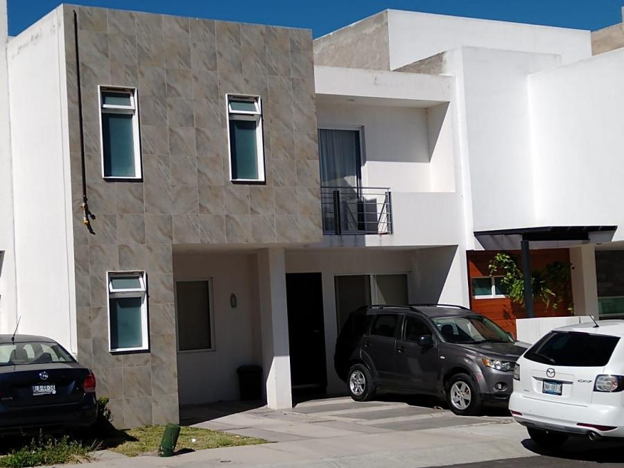 Foto Casa en Venta en Juriquilla, Santiago de Quertaro, Queretaro Arteaga - $ 4.300.000 - CAV287271 - BienesOnLine