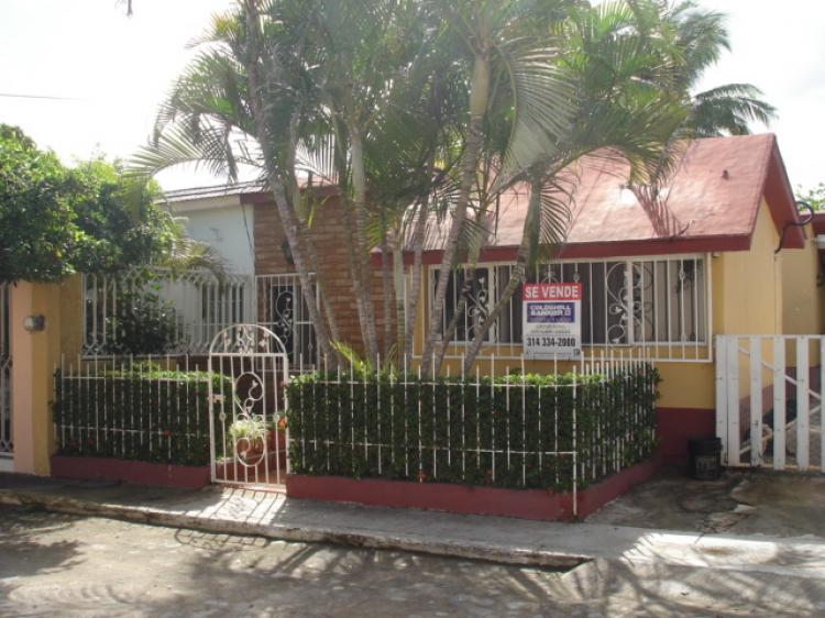 Foto Casa en Venta en FOVISSTE, Manzanillo, Colima - $ 1.150.000 - CAV7248 - BienesOnLine