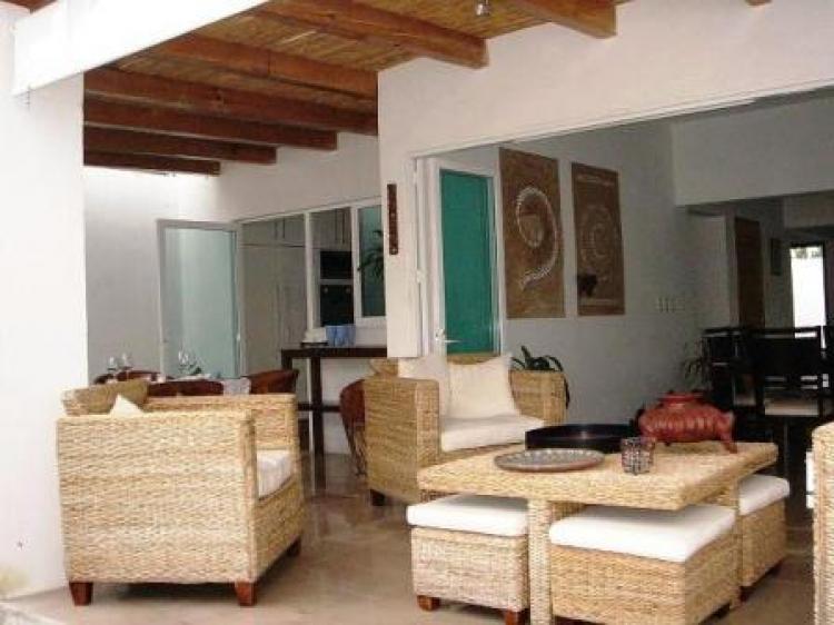 Foto Casa en Venta en Real Vistahermosa, Colima, Colima - $ 2.150.000 - CAV8415 - BienesOnLine