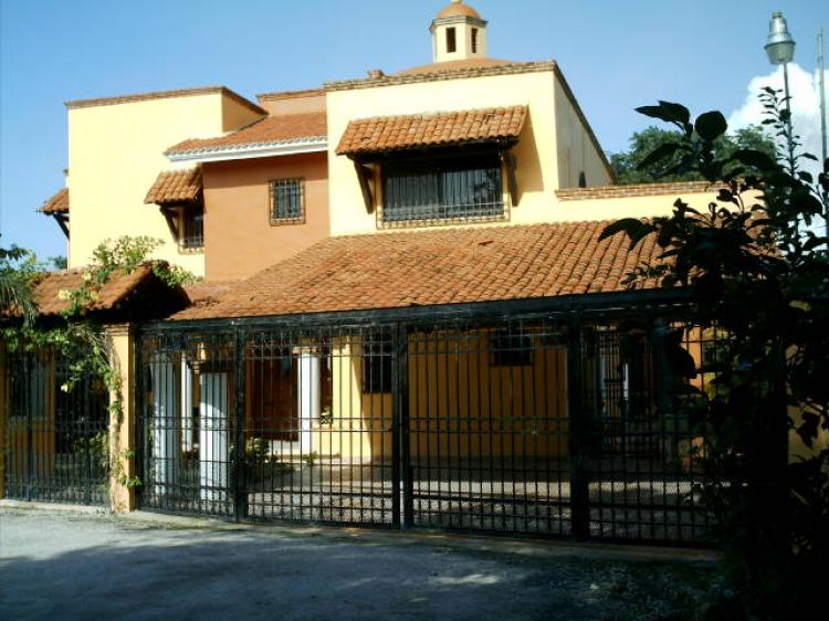 Foto Casa en Venta en calle jazminez, Cancn, Quintana Roo - U$D 395.000 - CAV3542 - BienesOnLine
