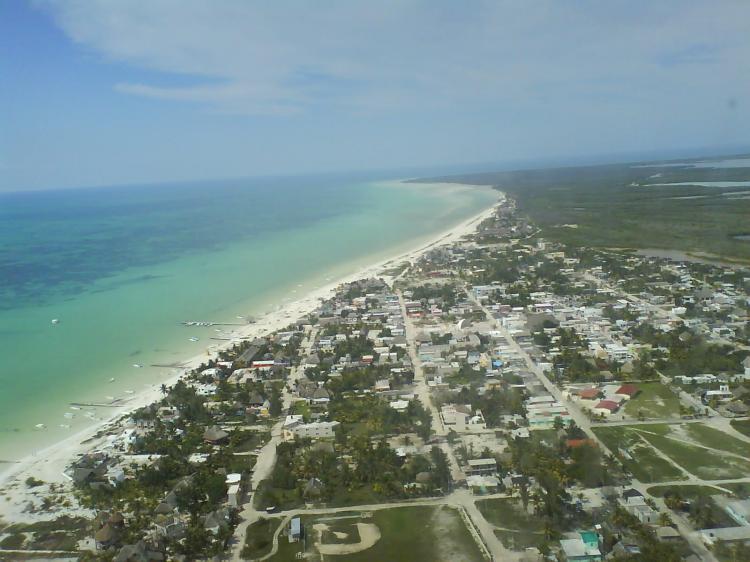 Foto Terreno en Venta en Holbox, Quintana Roo - $ 180.000 - TEV4805 - BienesOnLine