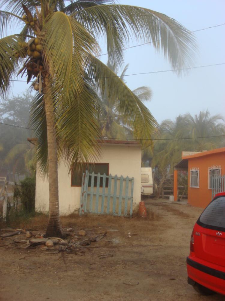 Casa en Venta en PUNTA PERULA, La Huerta, Jalisco CAV3399