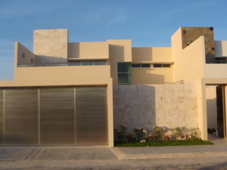 Foto Casa en Venta en Montebello, Mrida, Yucatan - $ 3.950.000 - CAV10611 - BienesOnLine