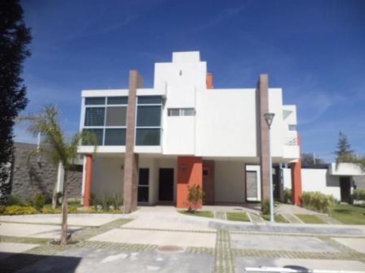 Foto Casa en Renta en villas de irapuato, Irapuato, Guanajuato - $ 16.500 - CAR65600 - BienesOnLine