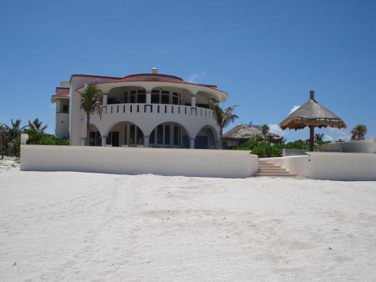 Foto Casa en Venta en Tulum, Quintana Roo - U$D 1.700.000 - CAV11947 - BienesOnLine