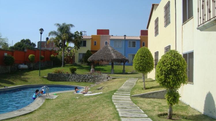 Foto Casa en Venta en LOMAS TZOMPANTLE, Cuernavaca, Morelos - $ 850.000 - CAV40244 - BienesOnLine