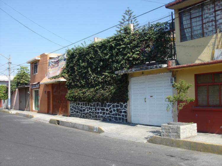 Foto Casa en Venta en CERRO DE LA ESTRELLA, Iztapalapa, Distrito Federal - $ 1.550.000 - CAV34518 - BienesOnLine