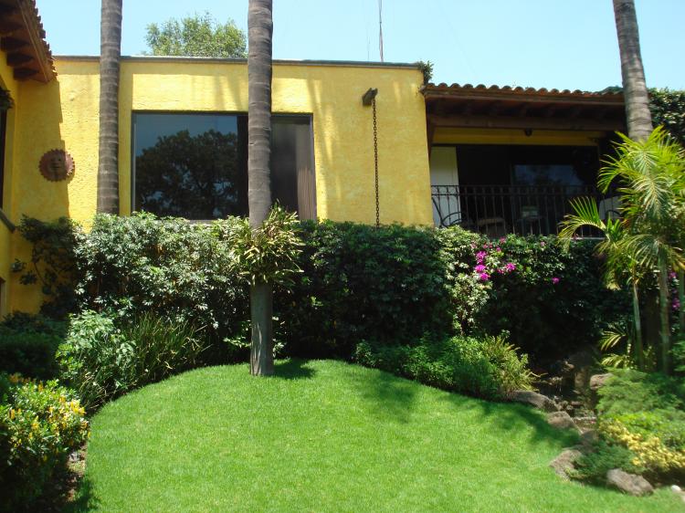 Foto Casa en Venta en Santa Maria Ahuacatitlan Km. 3.5., Cuernavaca, Morelos - $ 4.000.000 - CAV4798 - BienesOnLine