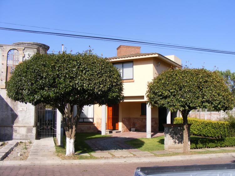 Foto Casa en Venta en Fraccionamiento Residencial Pedregal de San Franci, Tulancingo, Hidalgo - $ 2.250.000 - CAV37737 - BienesOnLine