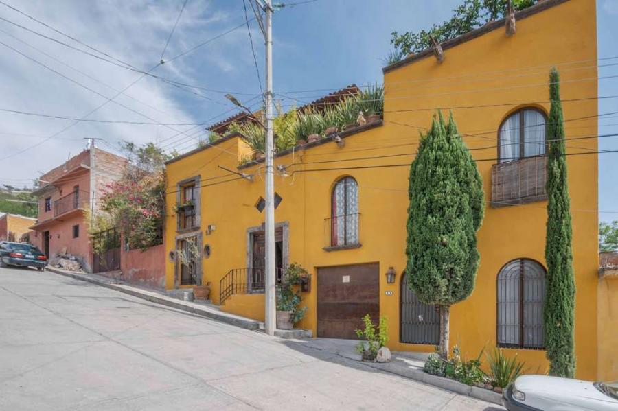 Foto Casa en Venta en Montes de Loreto, San Miguel de Allende, Guanajuato - $ 10.000.000 - CAV353386 - BienesOnLine