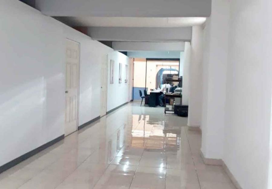 Home in Metric Way