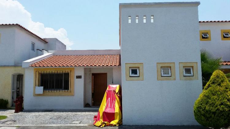 Foto Casa en Venta en El Castao, Metepec, Mexico - $ 2.400.000 - CAV171510 - BienesOnLine