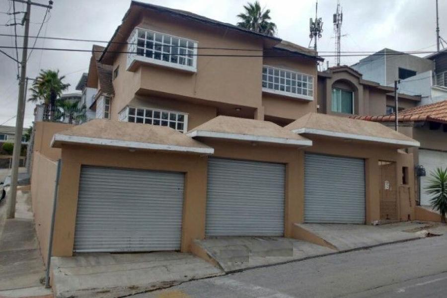 Foto Casa en Venta en Fraccionamiento Chapultepec, Tijuana, Baja California - U$D 375.000 - CAV244698 - BienesOnLine