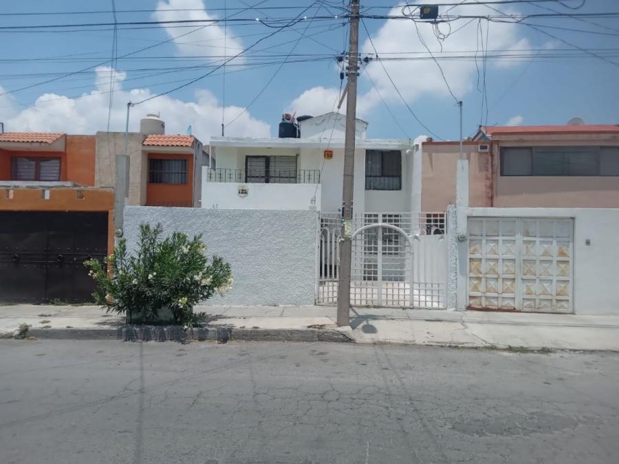 Foto Casa en Venta en aeropuerto, San Luis Potosí, San Luis Potosi - $ 2.250.000 - CAV348339 - BienesOnLine