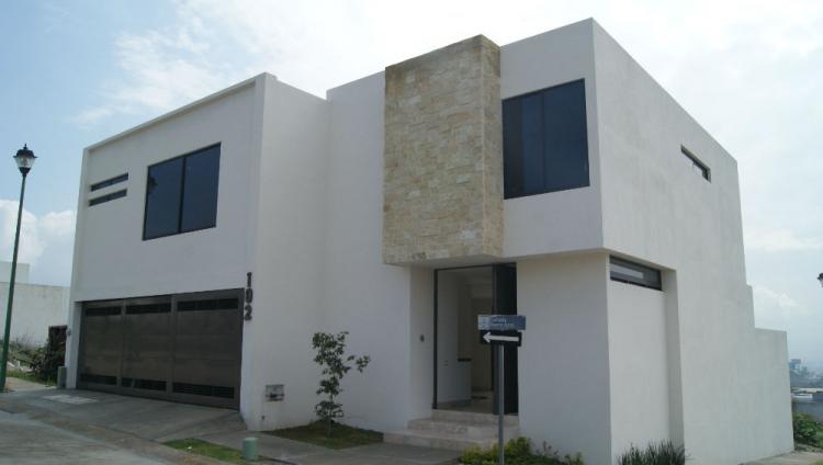 Foto Casa en Venta en CAADA DEL REFUGIO, Len de los Aldama, Guanajuato - $ 4.500.000 - CAV212650 - BienesOnLine