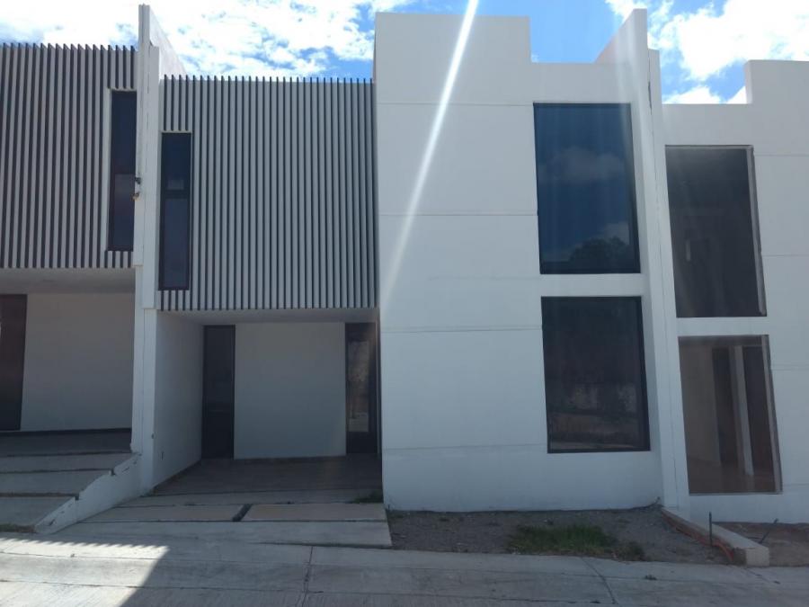 Foto Casa en Venta en Abasolo, Pachuca de Soto, Hidalgo - $ 1.600.000 - CAV261462 - BienesOnLine