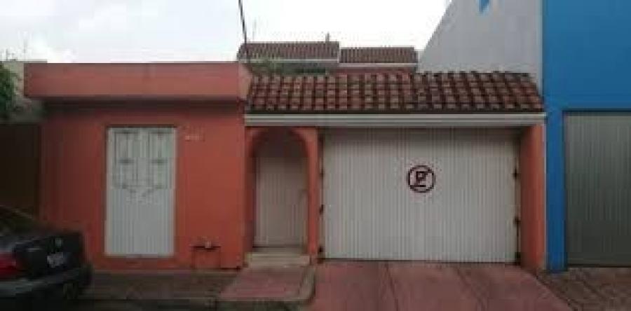 Foto Casa en Venta en SANTA MARGARITA, Zapopan, Jalisco - $ 1.600.000 - CAV319543 - BienesOnLine