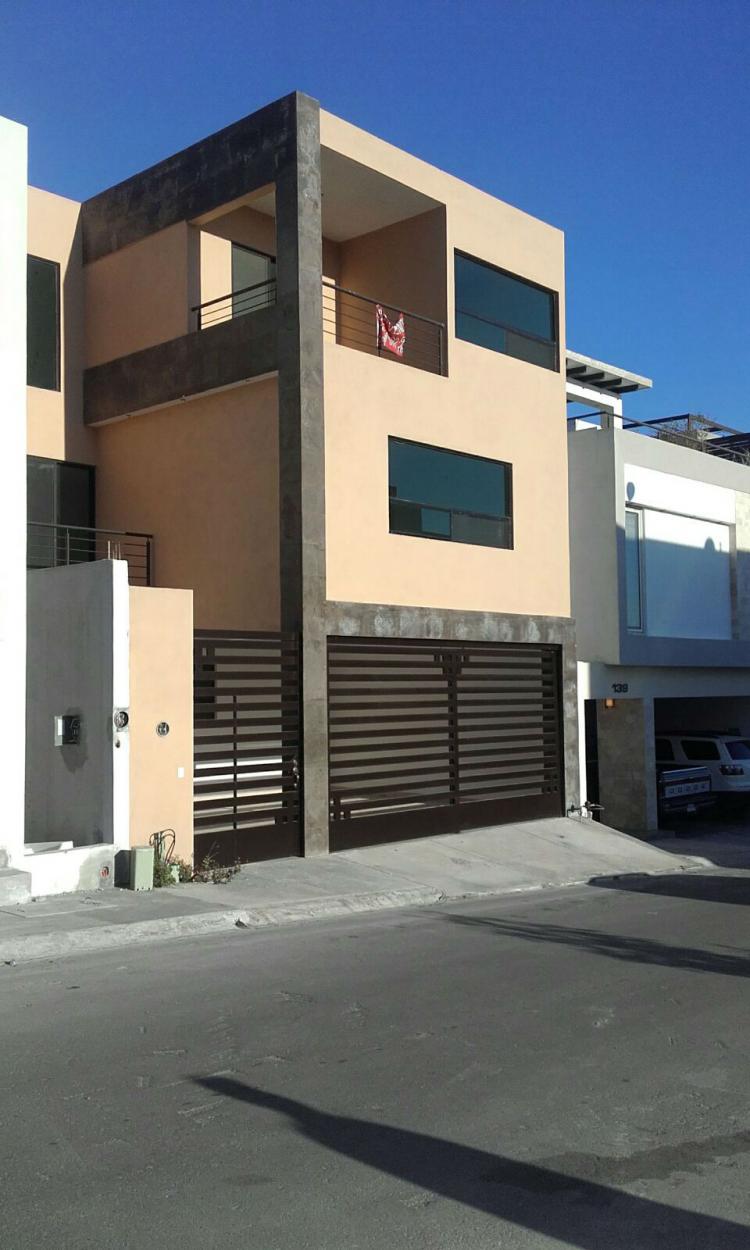 Foto Casa en Venta en CUMBRES ELITE PRIVADAS UNO, Monterrey, Nuevo Leon - $ 3.750.000 - CAV151346 - BienesOnLine