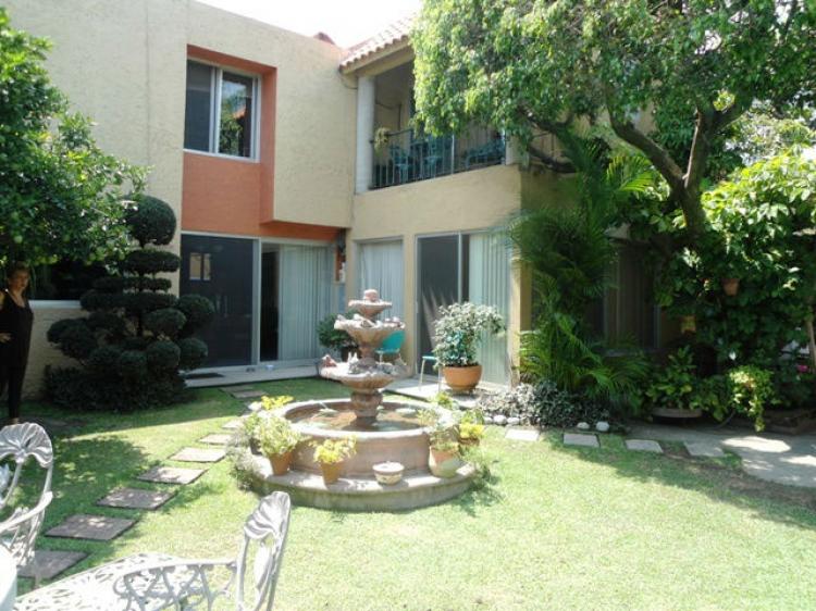 Foto Casa en Venta en Acapantzingo, Cuernavaca, Morelos - $ 2.900.000 - CAV135982 - BienesOnLine