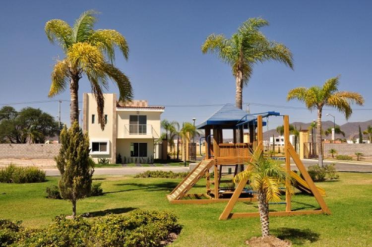 Foto Casa en Venta en Santa Cruz de las Flores, Tlajomulco de Ziga, Jalisco - $ 670.000 - CAV44880 - BienesOnLine