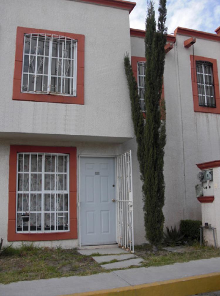 Foto Casa en Venta en Chiconautla, Fracc. La Fortaleza, Ecatepec de Morelos, Mexico - $ 580.000 - CAV21094 - BienesOnLine
