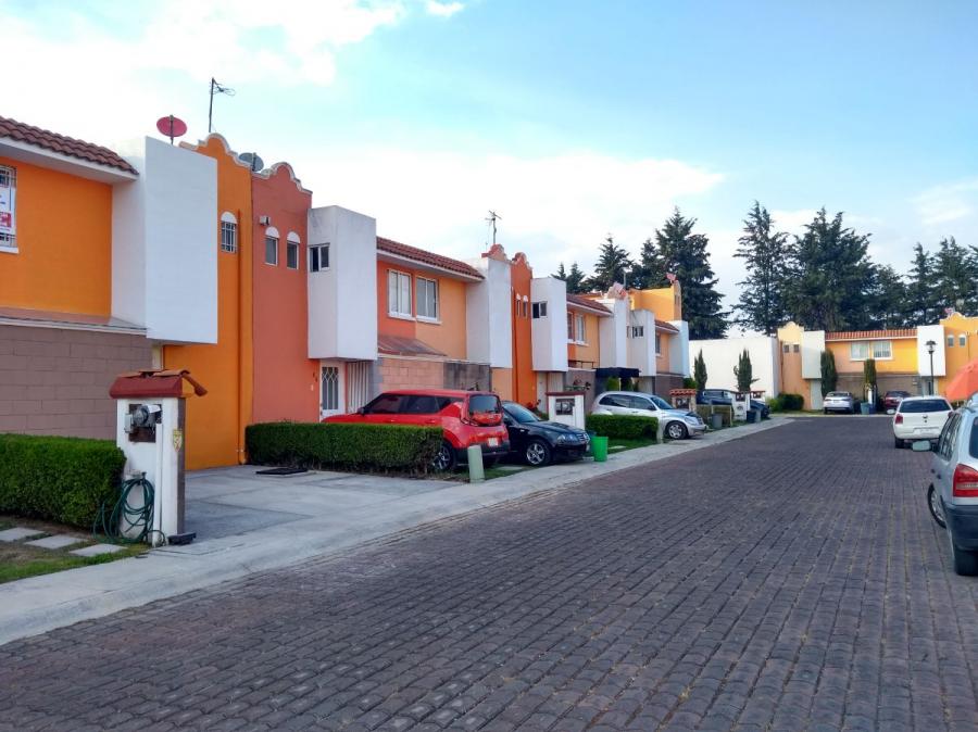 Foto Casa en Venta en Fracc Ahuehuetes, Toluca de Lerdo, Mexico - $ 1.500.000 - CAV304966 - BienesOnLine
