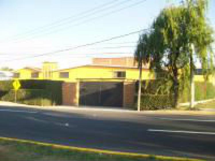 Home in Metric Way