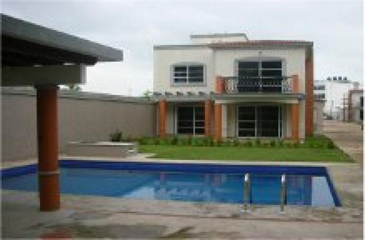 Foto Casa en Venta en Residencial Del Lago, Villahermosa, Tabasco - $ 3.900.000 - CAV63762 - BienesOnLine