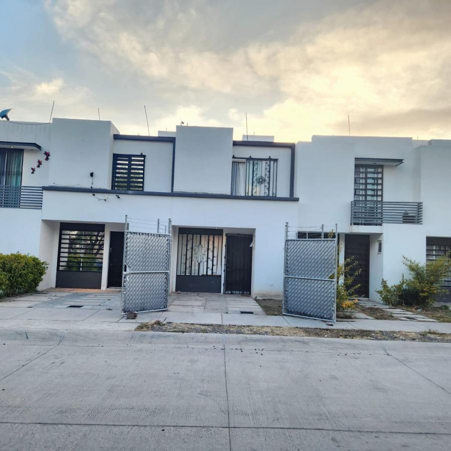 Foto Casa en Renta en Valle del Roble, Len de los Aldama, Guanajuato - $ 3.000 - CAR353372 - BienesOnLine