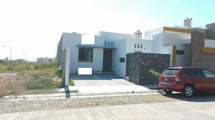 Foto Casa en Venta en Ciudad de Villa de Alvarez, Colima - $ 1.160.000 - CAV206764 - BienesOnLine