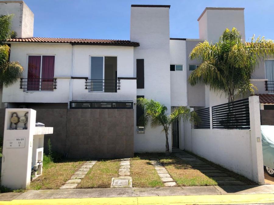 Foto Casa en Venta en Fraccionamiento Bosques de Cantabria, Toluca de Lerdo, Mexico - $ 1.450.000 - CAV306626 - BienesOnLine