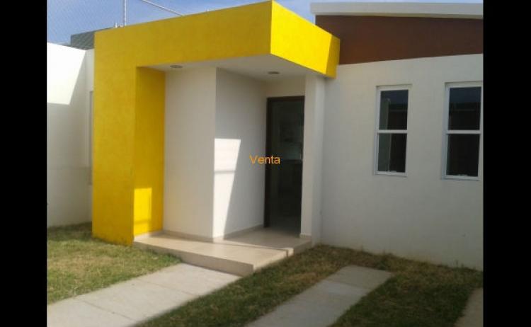 Foto Casa en Venta en San Lorenzo Itzicuaro, Morelia, Michoacan de Ocampo - $ 790.000 - CAV188432 - BienesOnLine