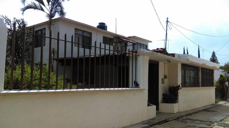 Foto Casa en Venta en Ciudad de los Olivos, Irapuato 36544, Irapuato, Guanajuato - $ 2.150.000 - CAV235132 - BienesOnLine