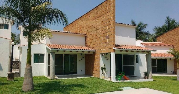 Foto Casa en Venta en pueblo de Cocoyoc, Yautepec de Zaragoza, Morelos - $ 1.135.000 - CAV201596 - BienesOnLine