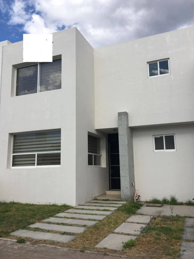 Foto Casa en Venta en Residencial El Refugio, Santiago de Quertaro, Queretaro Arteaga - $ 1.800.000 - CAV207713 - BienesOnLine
