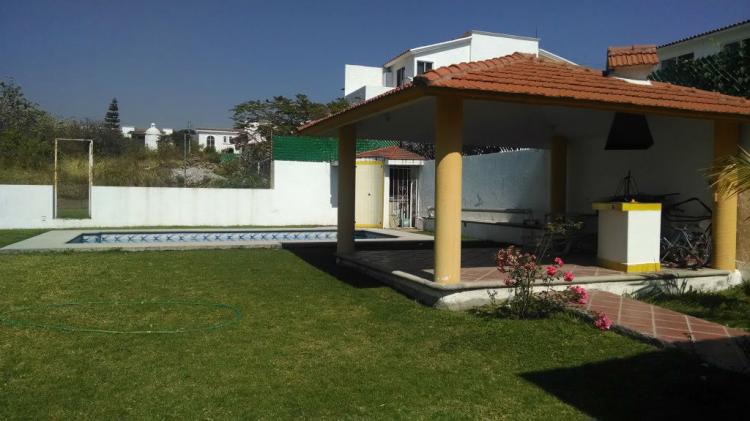 Foto Casa en Renta en FRACCIONAMIENTO, Cocoyoc, Morelos - $ 15.000 - CAR97203 - BienesOnLine