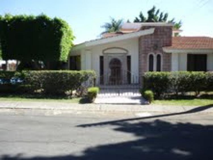 Foto Casa en Renta en FRACCIONAMIENTO, Cocoyoc, Morelos - $ 15.000 - CAR97642 - BienesOnLine