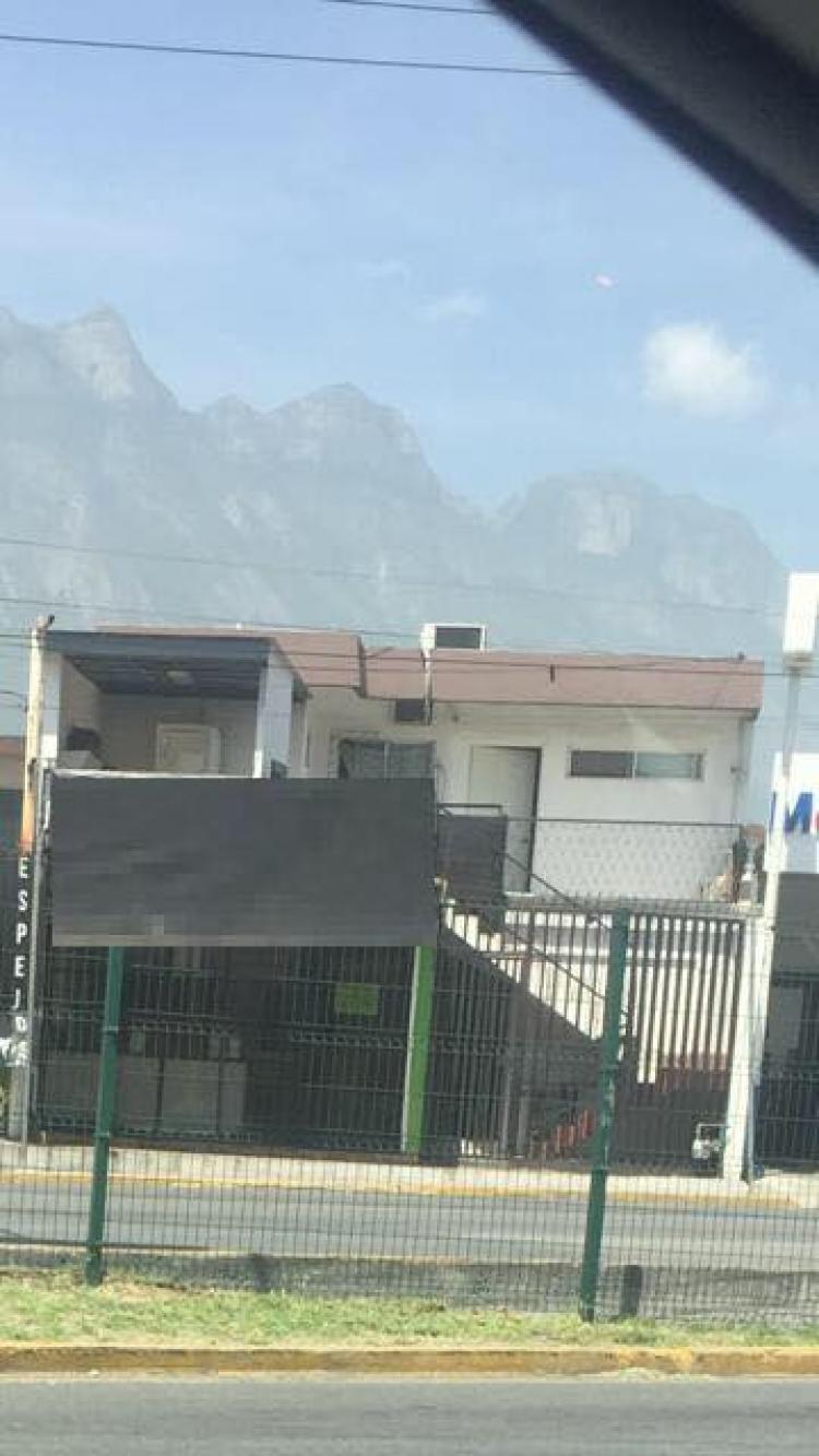 Foto Casa en Venta en Valle Verde 1er Sector, Monterrey, Nuevo Leon - $ 2.100.000 - CAV233521 - BienesOnLine