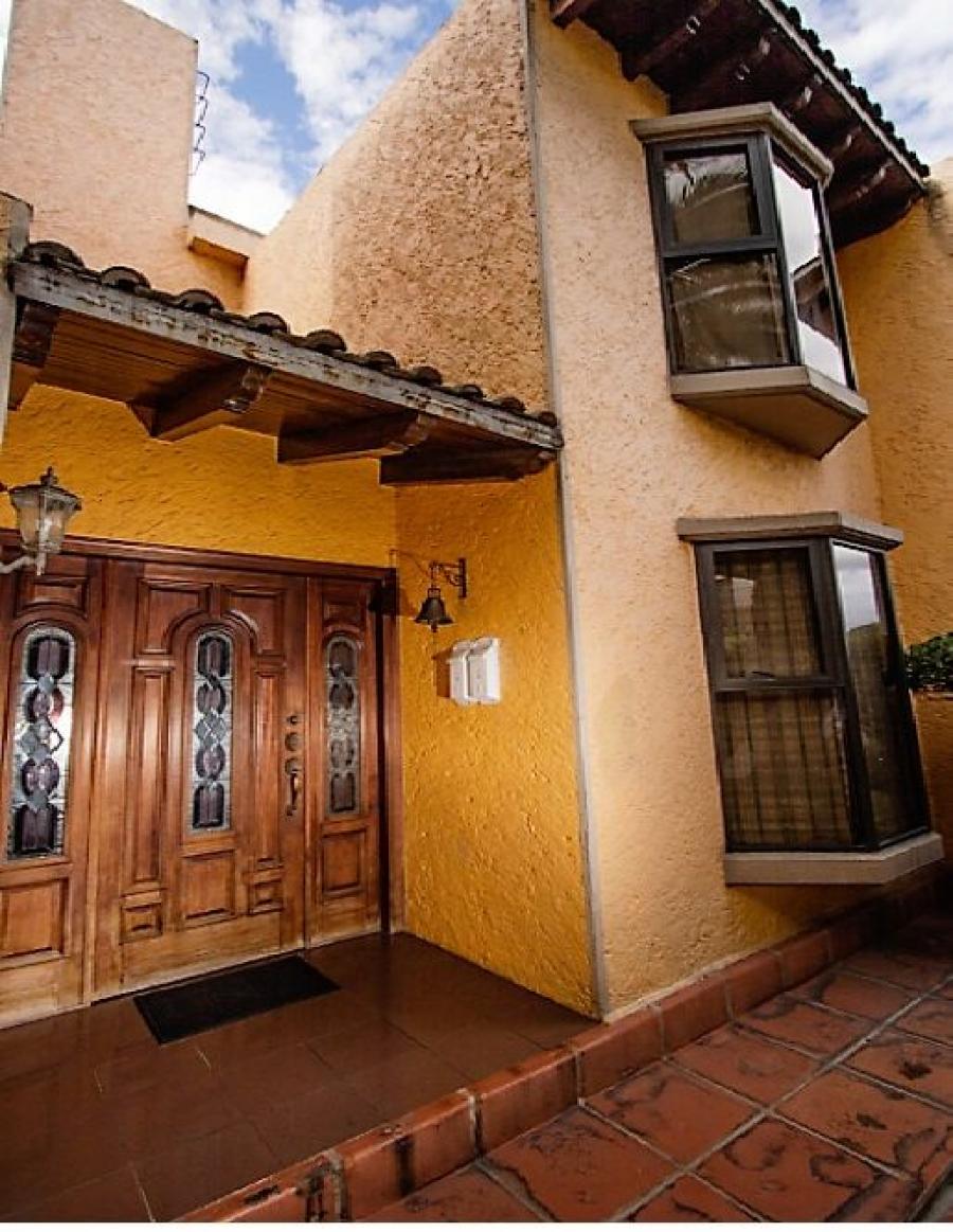 Foto Casa en Venta en Valle Escondido, Tlalpan, Distrito Federal - $ 8.950.000 - CAV291728 - BienesOnLine