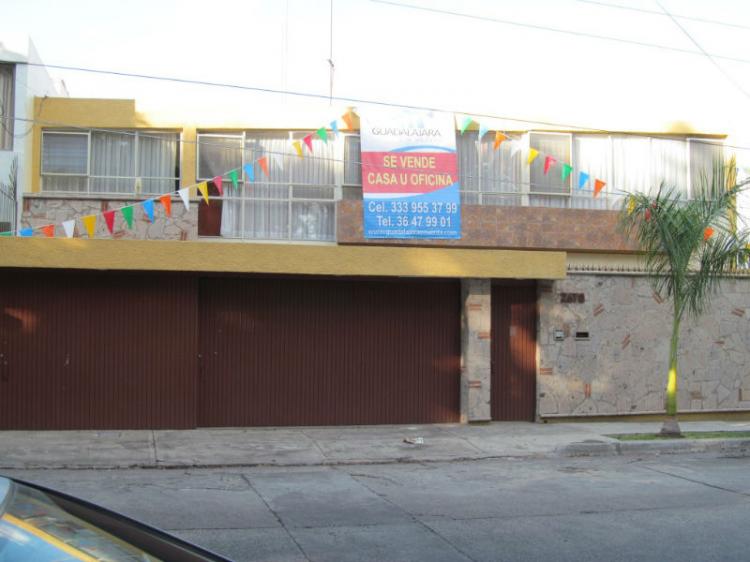 Foto Casa en Venta en Jardines del bosque, Guadalajara, Jalisco - $ 6.900.000 - CAV91166 - BienesOnLine