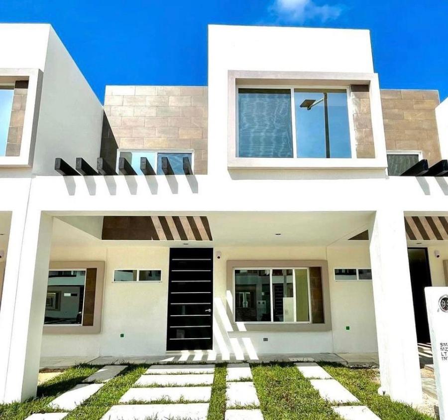 Foto Casa en Venta en Los Olivos IV, Playa del Carmen, Quintana Roo - $ 3.600.000 - CAV353340 - BienesOnLine