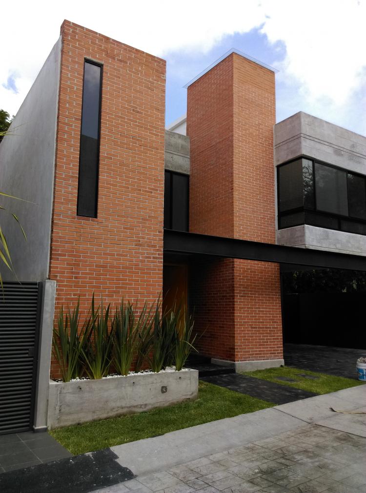 Foto Casa en Venta en LOMAS DEL MIRADOR, Cuernavaca, Morelos - $ 5.900.000 - CAV215417 - BienesOnLine