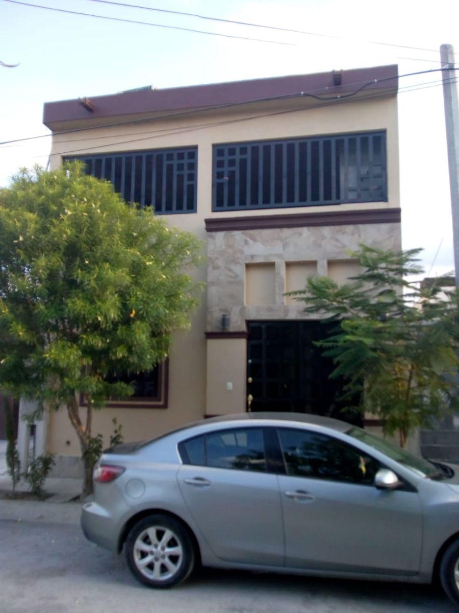 Casa en Venta en Colinas del aeropuerto, Pesquería, Nuevo Leon 1.