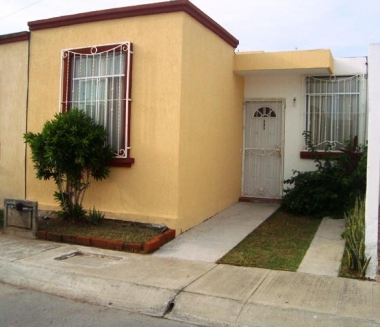 Casas y Departamentos en venta y en renta en Valle Dorado - BienesOnLine  Mexico