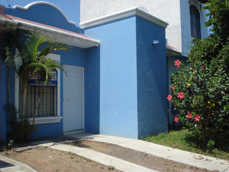 Foto Casa en Venta en Ciudad de Villa de Alvarez, Colima - $ 450 - CAV21149 - BienesOnLine