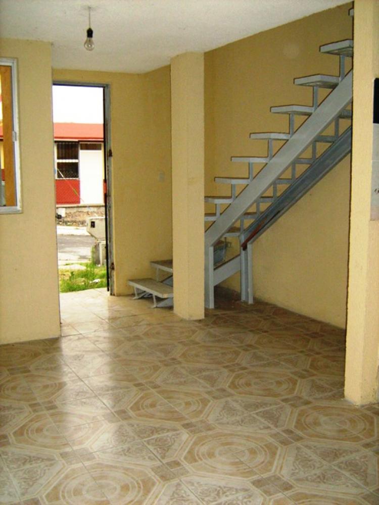 Foto Casa en Venta en REAL ERANDENI, Morelia, Michoacan de Ocampo - $ 350.000 - CAV12375 - BienesOnLine